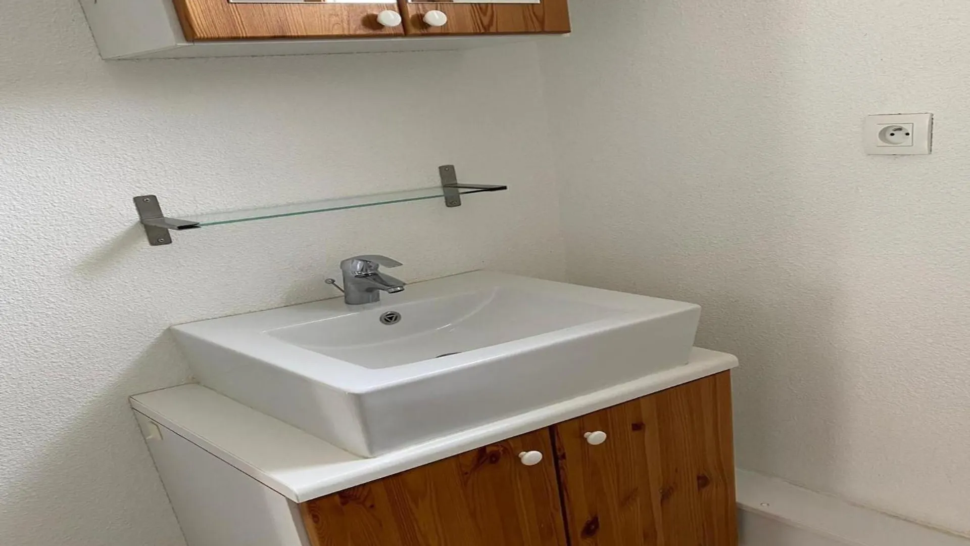 Res Les Sources Montbrun Les Bains Studio 2 Pers With Terrace Or Balcony 0*, Montbrun-les-Bains
