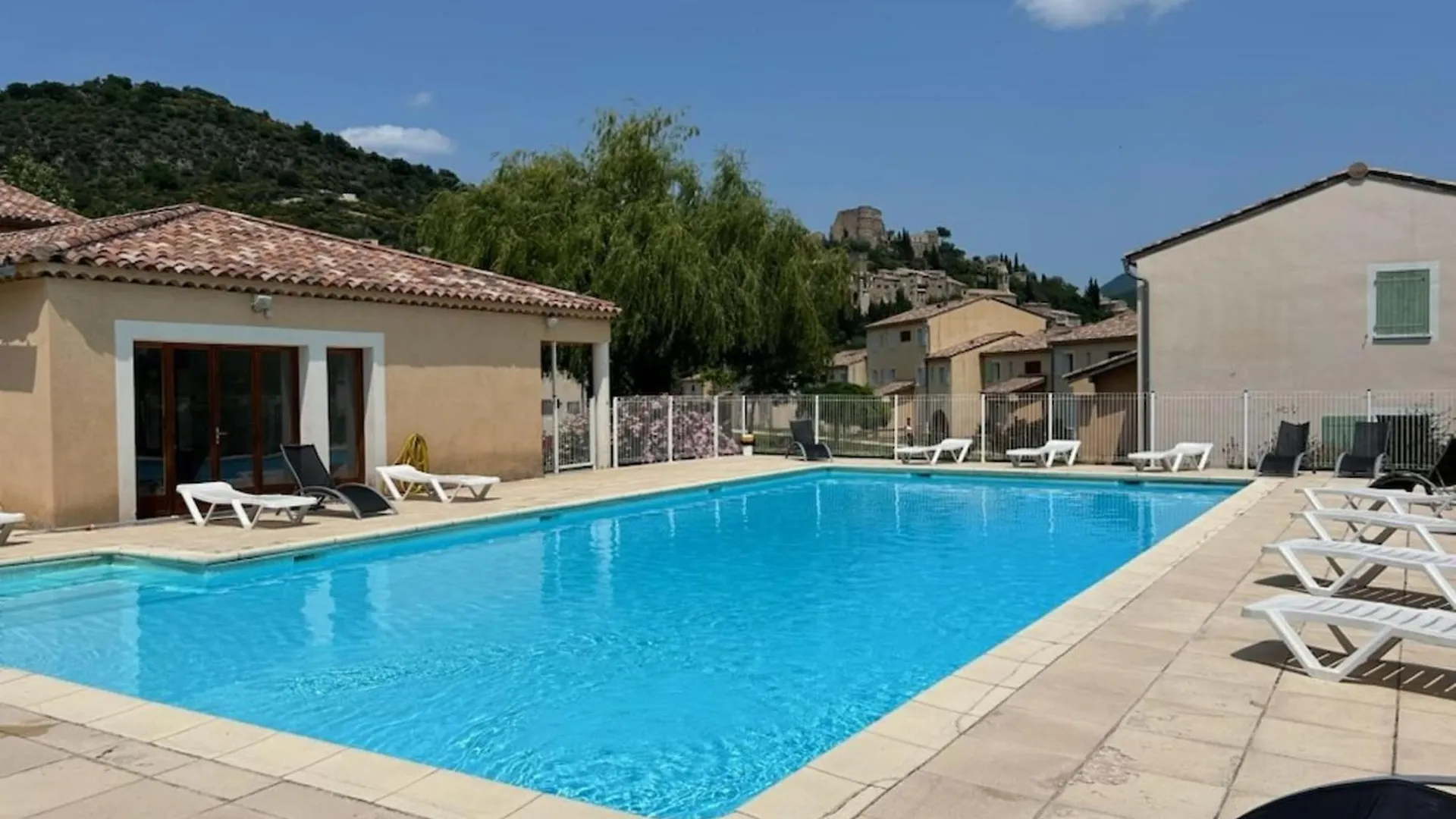 Res Les Sources Montbrun Les Bains Studio 2 Pers With Terrace Or Balcony Montbrun-les-Bains